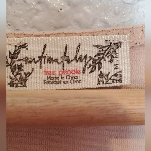 Free People Va Va Voop Knit Deep V-Neck Ruched Puffed Sleeve Thong Bodysuit Pink - Picture 4 of 5